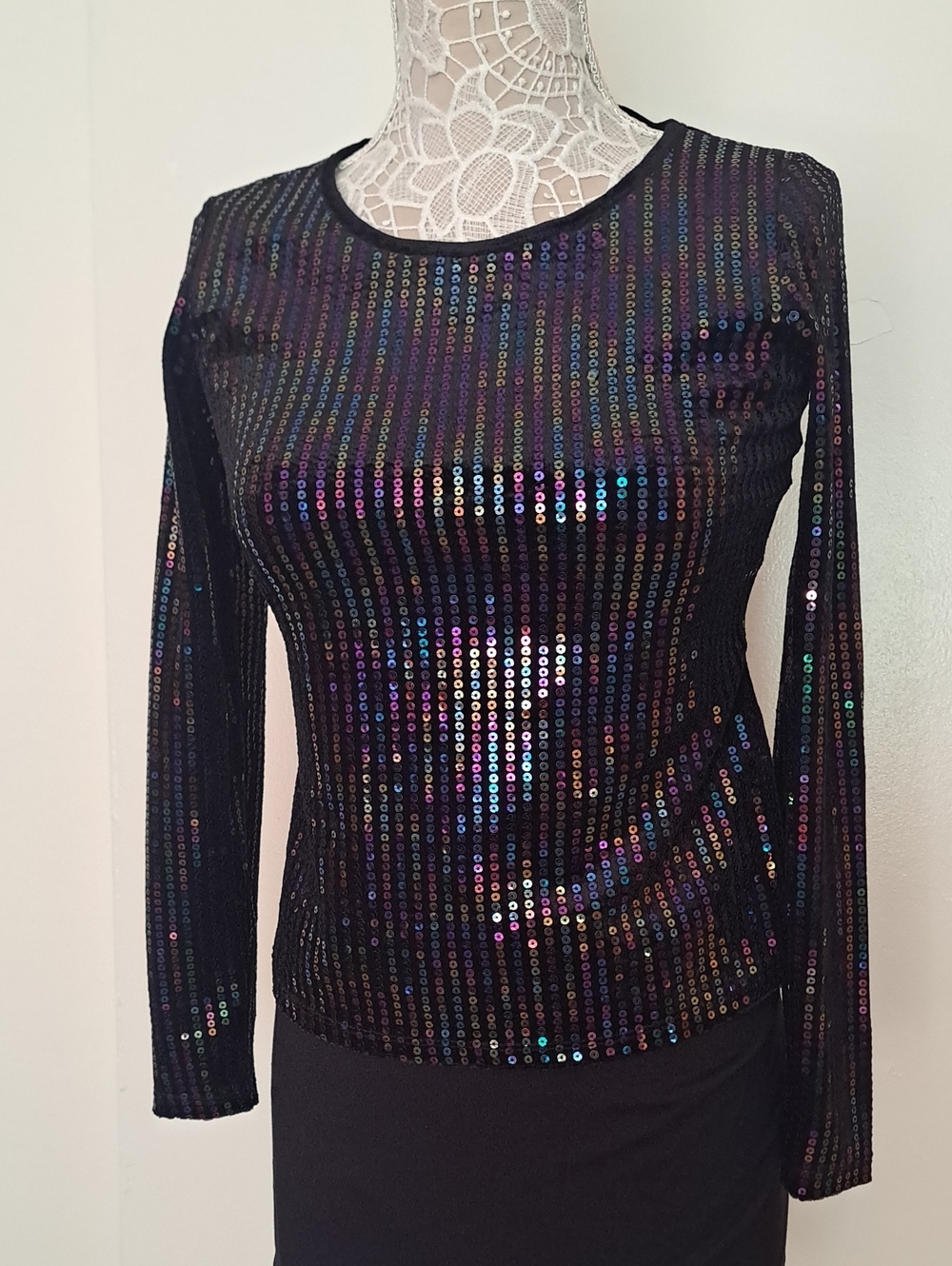 INC International Concepts Black Iridescent Sequin Long-Sleeve Tee